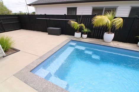 Photo of property in 216 Wainui Road, Silverdale, 0932