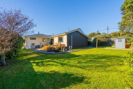 Photo of property in 4 Gray Street, Pukerua Bay, 5026