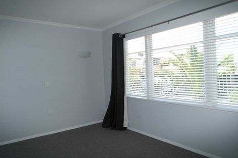 Photo of property in 1 Toru Road, Paraparaumu Beach, Paraparaumu, 5032