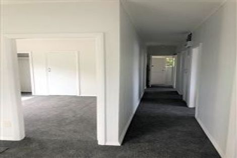 Photo of property in 35 Cavendish Square, Strathmore Park, Wellington, 6022