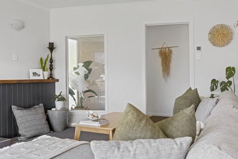 Photo of property in 14 Rosendale Avenue, Spotswood, New Plymouth, 4310