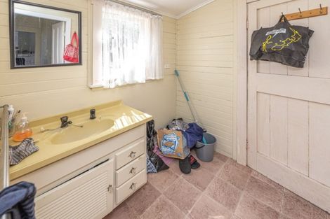 Photo of property in 11 Kelvin Street, Aramoho, Wanganui, 4500