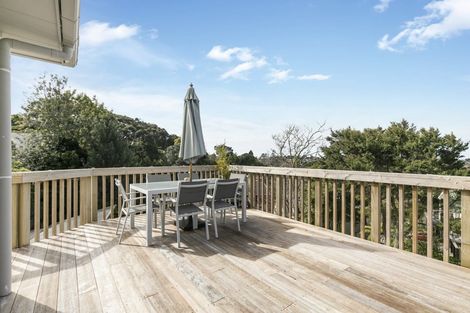 Photo of property in 2/13 Noeleen Street, Glenfield, Auckland, 0629