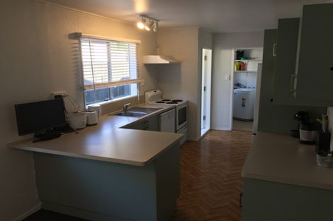 Photo of property in 5 Hookway Grove, Paraparaumu, 5032