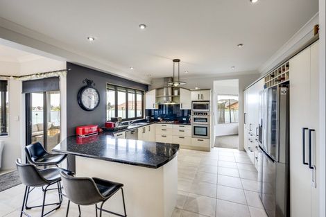 Photo of property in 2 The Croft, Havelock North, 4130