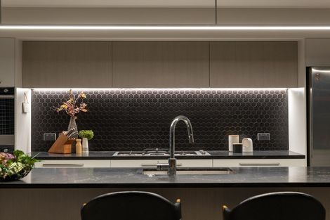 Photo of property in 18 Makura Drive, Papamoa Beach, Papamoa, 3118