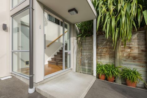 Photo of property in 6 Hadleigh Lane, Westmorland, Christchurch, 8025