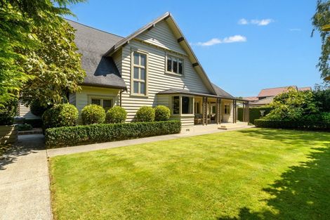 Photo of property in 247 Devonport Road, Tauranga, 3110