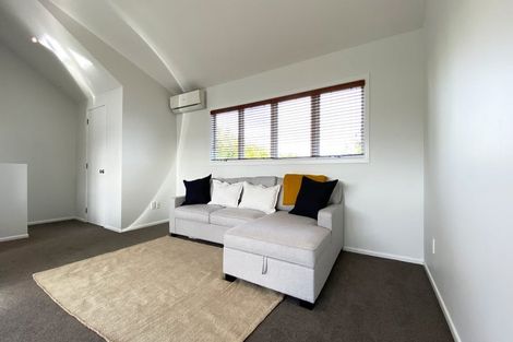 Photo of property in 2 Brassey Road, Birkenhead, Auckland, 0626