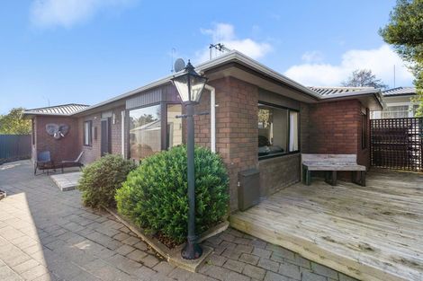 Photo of property in 12 Athena Grove, Highbury, Palmerston North, 4412