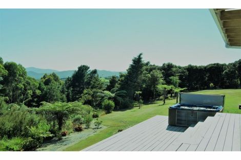 Photo of property in 255 Paroa Bay Road, Russell, 0272