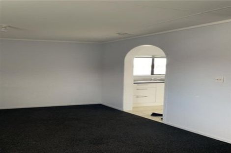 Photo of property in 76 Shifnal Drive, Randwick Park, Auckland, 2105