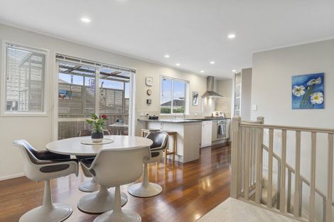 Photo of property in 30 Elliot Street, Howick, Auckland, 2014