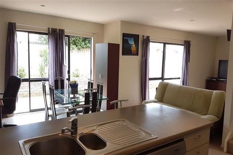 Photo of property in 60 Tiger Drive, Golflands, Auckland, 2013