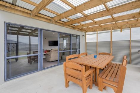 Photo of property in 12 Teppett Place, Foxton Beach, Foxton, 4815