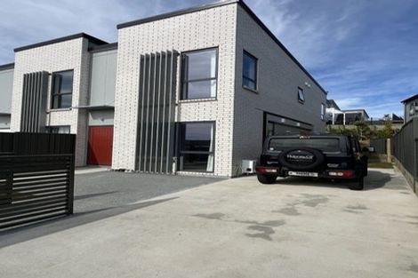 Photo of property in 11 Koreke Close, Kenepuru, Porirua, 5022