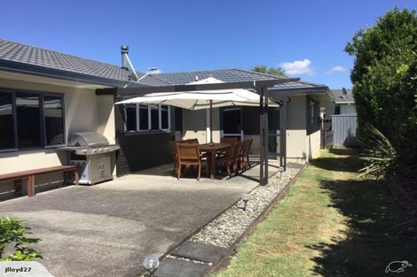 Photo of property in 1 Harris Place, Ngatea, 3503