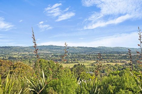 Photo of property in 40 Henriette Place, Totara Park, Auckland, 2105