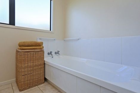 Photo of property in 6 Saint Hill Lane, Havelock North, 4130