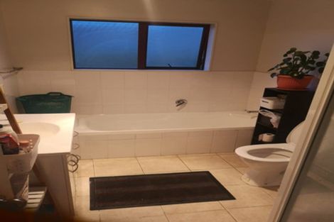 Photo of property in 15 Dole Place, Mangere, Auckland, 2022