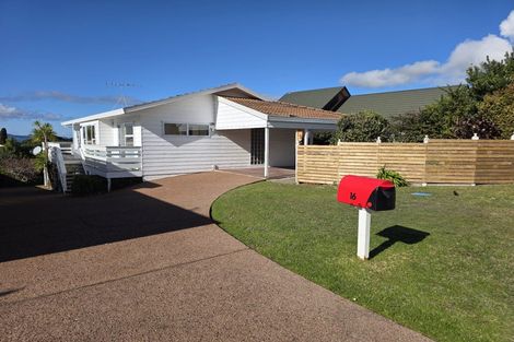 Photo of property in 16 Arohia Place, Snells Beach, 0920