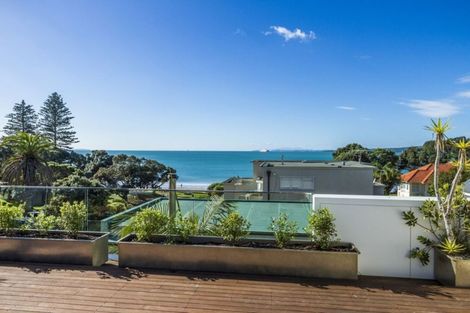 Photo of property in 15 The Strand, Takapuna, Auckland, 0622