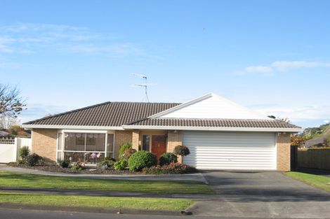 Photo of property in 91 Tington Avenue, Wattle Downs, Auckland, 2103