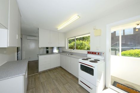 Photo of property in 63 Main Road, Redcliffs, Christchurch, 8081
