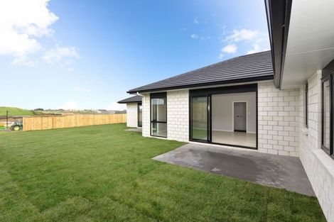 Photo of property in 31 Kapua Crescent, Rototuna North, Hamilton, 3210