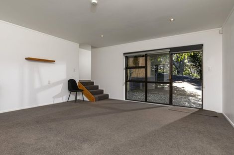 Photo of property in 199 West Harbour Drive, West Harbour, Auckland, 0618