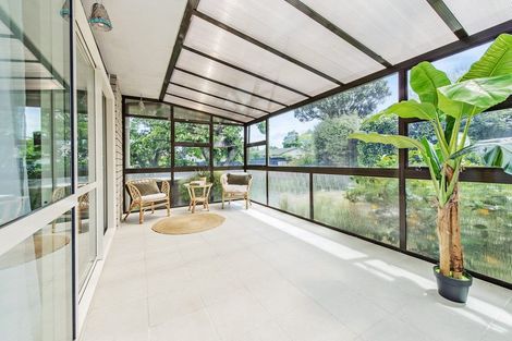 Photo of property in 10 Radbrook Street, Avonhead, Christchurch, 8042