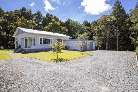 Photo of property in 34 Awanui Crescent, Matakana, Warkworth, 0985