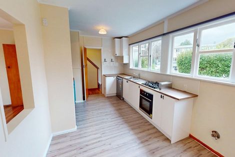 Photo of property in 11 Renfrew Place, Highbury, Palmerston North, 4412