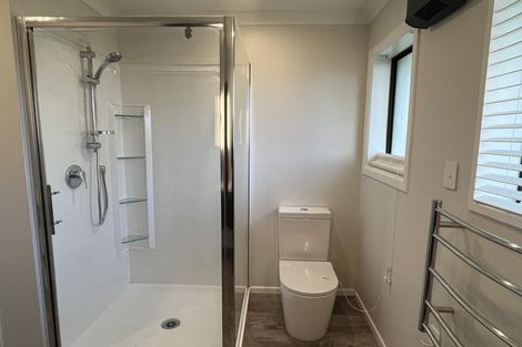 Photo of property in 1a Beresford Street, Takaro, Palmerston North, 4410