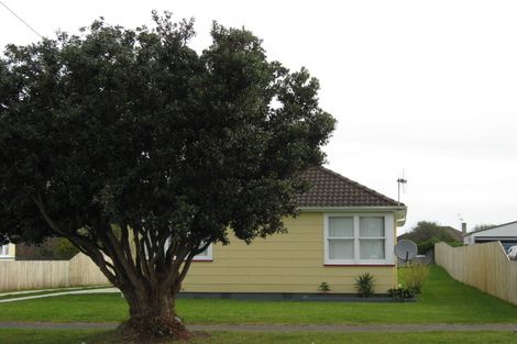 Photo of property in 77 Harper Street, Gonville, Whanganui, 4501