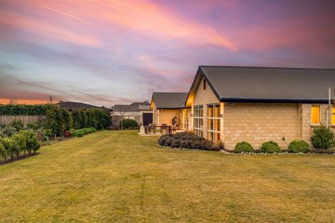 Photo of property in 23 Rossington Drive, West Melton, 7618