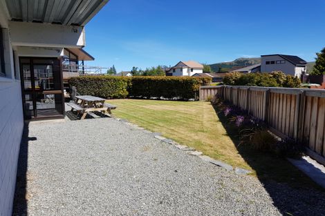 Photo of property in 11 Burnett Place, Lake Tekapo, 7999