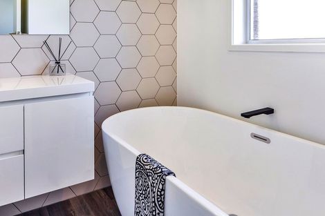 Photo of property in 3/9 Brian Avenue, Forrest Hill, Auckland, 0620