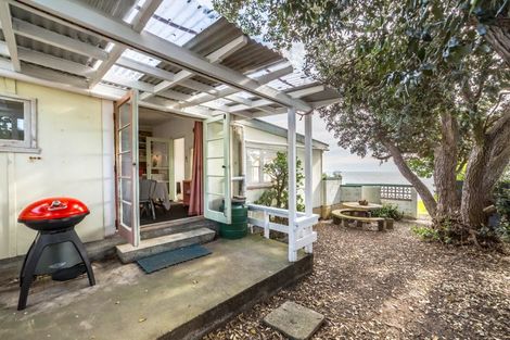 Photo of property in 1598 Cape Palliser Road, Cape Palliser, Featherston, 5772