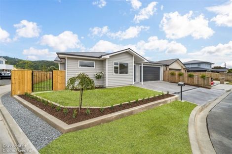 Photo of property in 12 Poulson Grove, Trentham, Upper Hutt, 5018