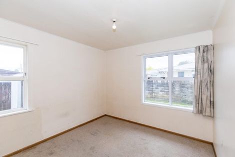 Photo of property in 5 Minifie Avenue, Melville, Hamilton, 3206