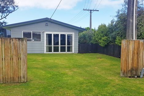 Photo of property in 11 Te Kapua Street, Oakura, Hikurangi, 0184