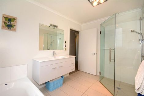 Photo of property in 4c Clayton Street, Saint Clair, Dunedin, 9012