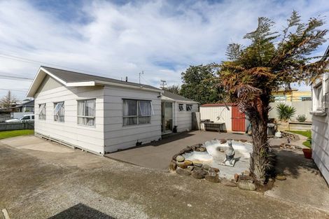 Photo of property in 62 Fitzroy Road, Fitzroy, New Plymouth, 4312