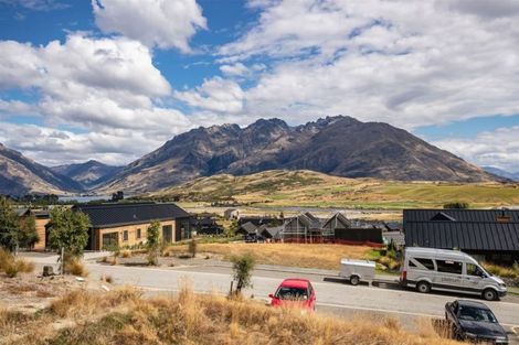 Photo of property in 19 Falconer Rise, Jacks Point, Queenstown, 9371