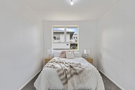 Photo of property in 19 Rangitake Drive, Spotswood, New Plymouth, 4310