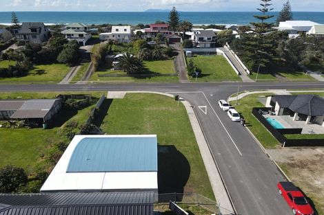 Photo of property in 34 Hanlen Avenue, Waihi Beach, 3611