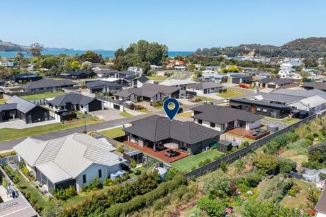 Photo of property in 19 Palm Drive, Whitianga, 3510