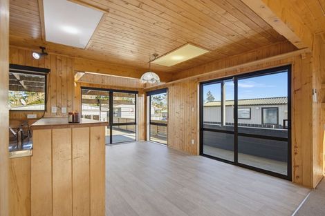 Photo of property in 223 Parkhurst Road, Parakai, 0830