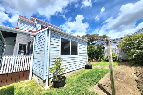 Photo of property in 107 Rockfield Road, Penrose, Auckland, 1061